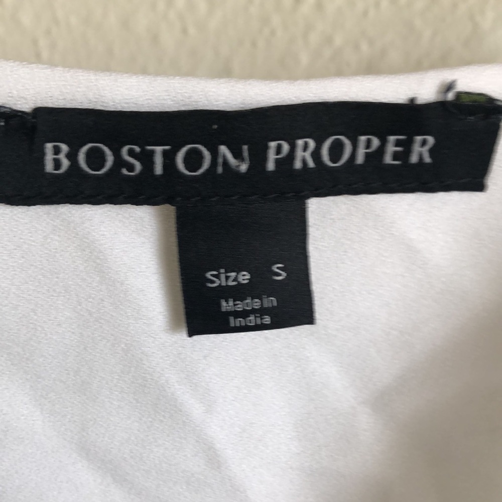 BOSTON PROPER Tank. - Picture 4 of 5